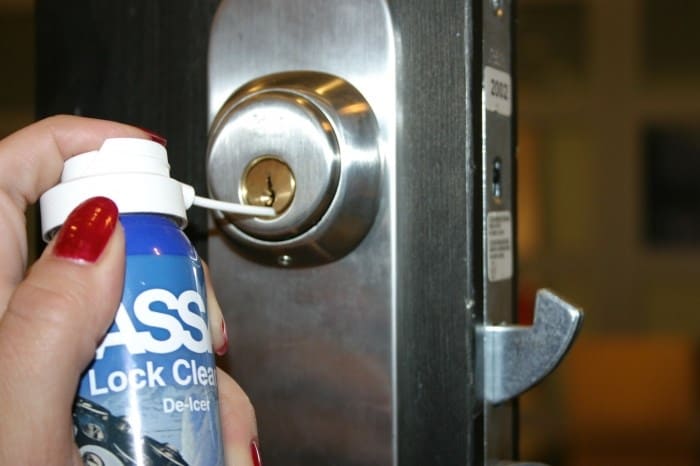 how to use lubricant to fix door lock