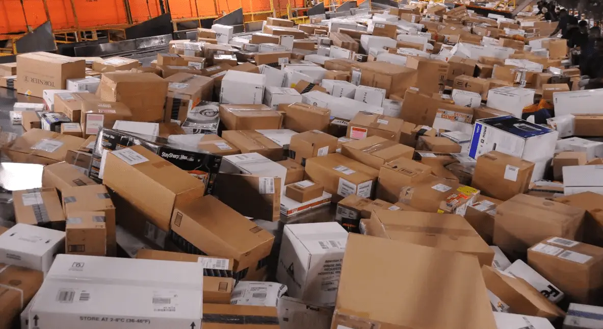 FedEx shipments go through Memphis