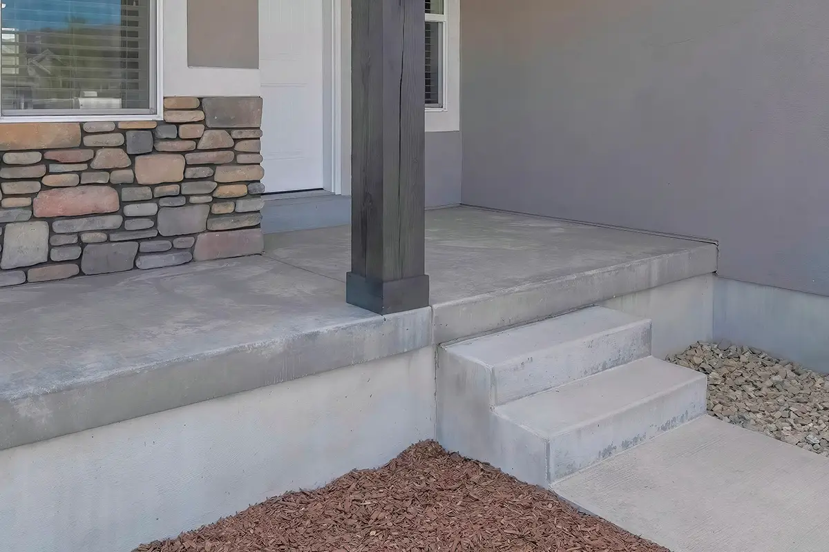  Concrete Porch